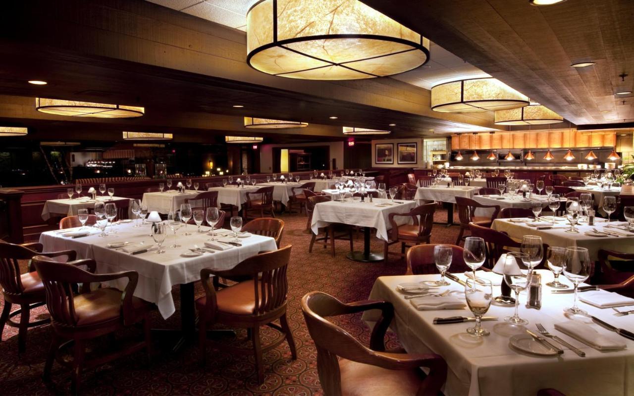 Holiday Inn Club Vacations At Lake Geneva Resort Exterior photo